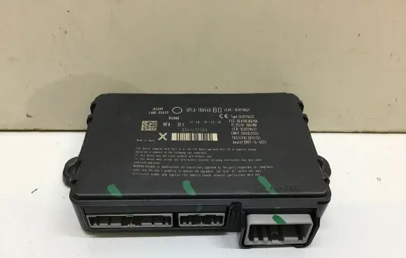 Land Rover Discovery 5 Keyless (KESSY) go control unit/module HPLA19H440BD