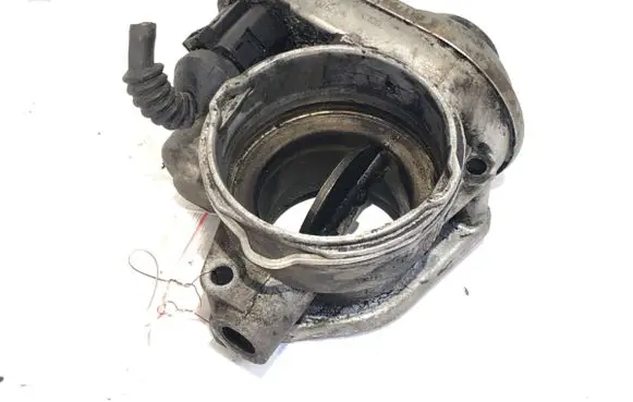 Audi A3 S3 8P Engine shut-off valve 