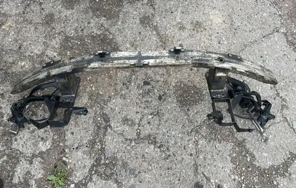 BMW 5 E60 E61 Radiator support slam panel 7148586