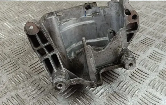 DS Automobiles 7 Crossback Fuel pump bracket 