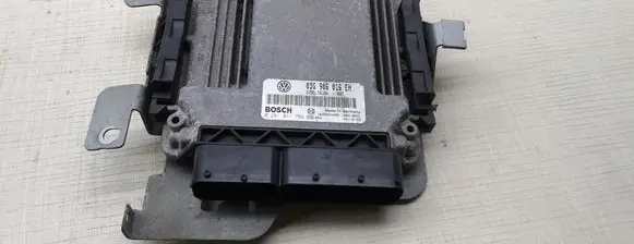 Volkswagen Touran I Engine control unit/module 03G906016EH