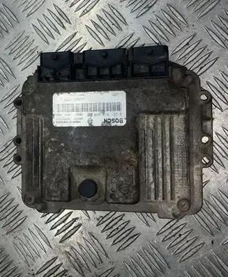 Opel Movano A Engine control unit/module 8200311550 8200442283 0281011940