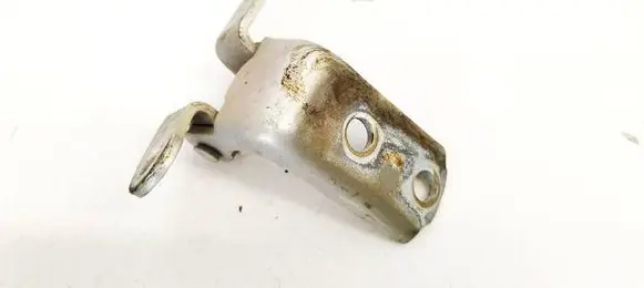 Toyota Avensis T250 Rear door lower hinge 