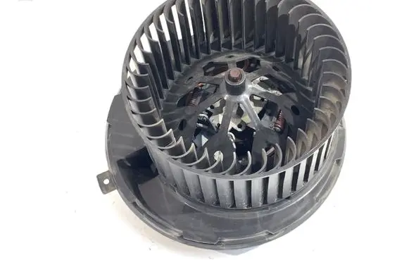 Volkswagen Touran I Heater fan/blower 1K1819015
