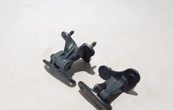 Mercedes-Benz GLS X167 Front door upper hinge A1677200406