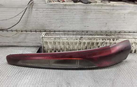 Mitsubishi Lancer Rear/tail lights 22087508