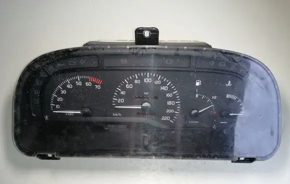 Renault Laguna I Speedometer (instrument cluster) 7700844747