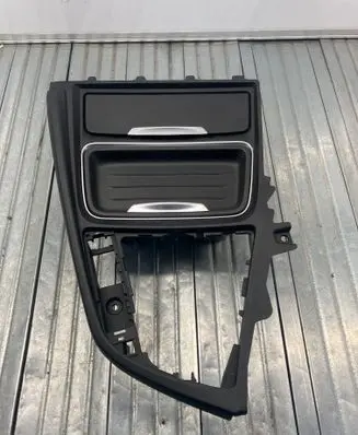 BMW 3 F30 F35 F31 Cup holder front 9218925 S6L78 58450713