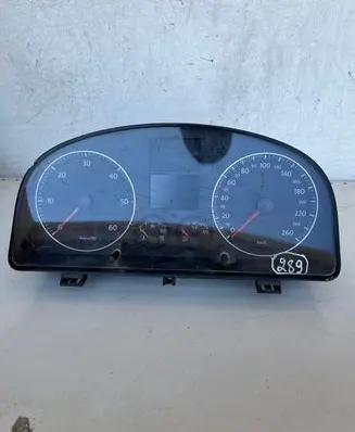 Volkswagen Touran I Speedometer (instrument cluster) 1T0920853A V0003000 VWZ7Z0F7040753
