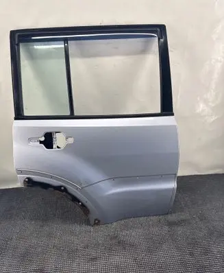Mitsubishi Shogun Rear door A19