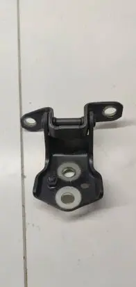 Ford Ranger Front door upper hinge 212289