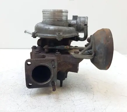 Isuzu D-Max Turbo 8982115293
