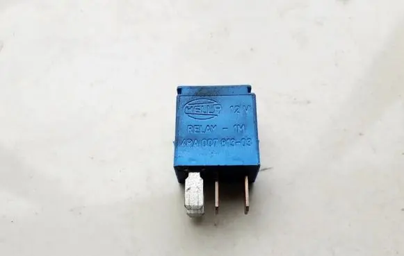Nissan Almera N16 Other relay 252309F920 4RA007813-03