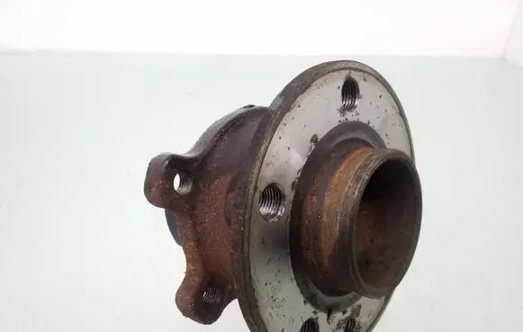 Volvo V60 Rear wheel hub
