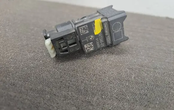 BMW X5 G05 Airbag deployment crash/impact sensor 913350 34154601