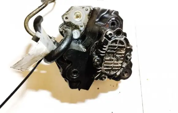 Volvo XC90 Fuel injection high pressure pump 0445010043 8689590