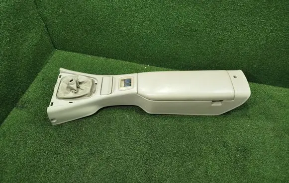 Mazda MX-5 NB Miata Center console NC1064421