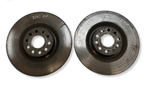 Volkswagen Golf VI Front brake disc 