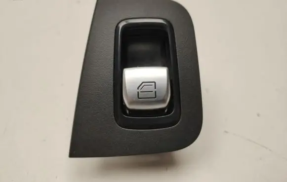 Mercedes-Benz C W205 Electric window control switch A2229052203