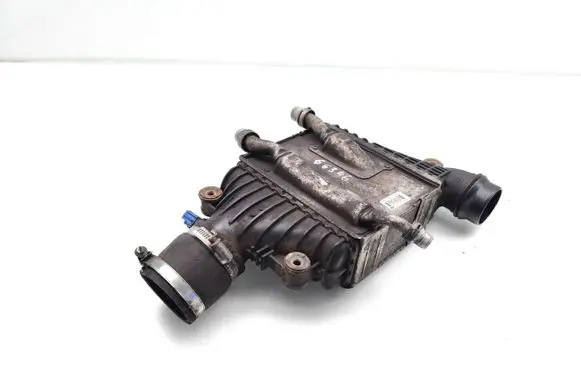 Jaguar XE Intercooler radiator GX736K775AC
