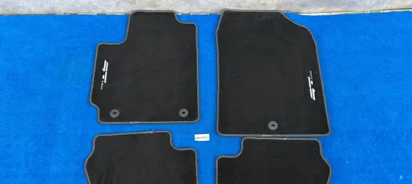 KIA Picanto Car floor mat set G6143ADE01GL