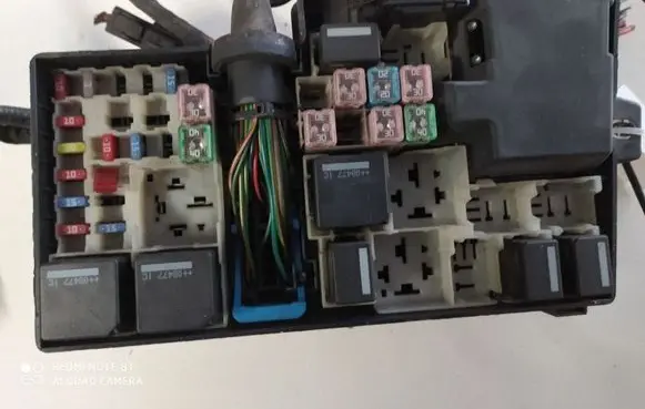 Volvo V50 Fuse module 8688040 518818000