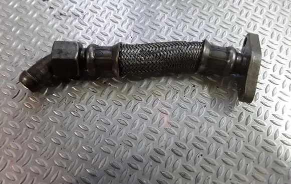 Volkswagen PASSAT B4 Turbo turbocharger oiling pipe/hose 028145736AE