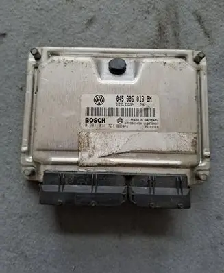 Volkswagen Fox Engine control unit/module 045906019BN 0281011721