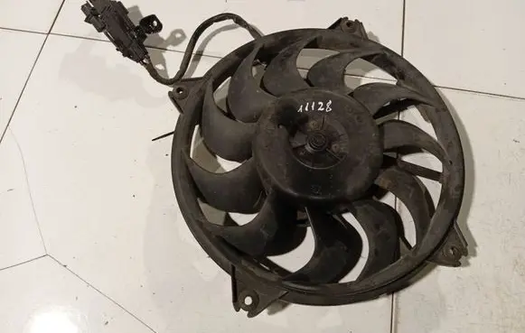 Citroen C4 Grand Picasso Radiator cooling fan shroud 21996820659800
