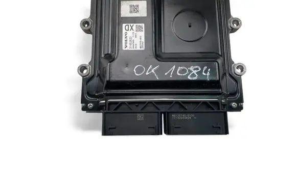 Volvo V40 Engine control unit/module ECU 31452623
