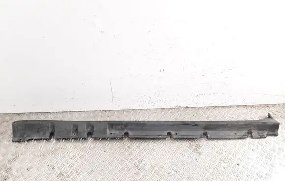 Mitsubishi Carisma Sill MB944768