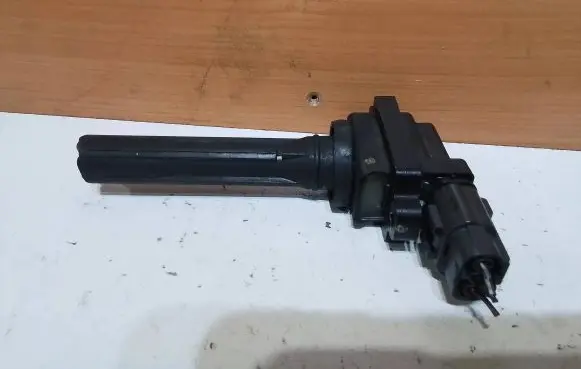 Suzuki Grand Vitara I High voltage ignition coil 3341077E2