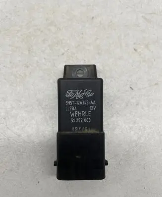 Mazda 3 I Glow plug pre-heat relay 3M5T12A343AA 51252003 LLZBA