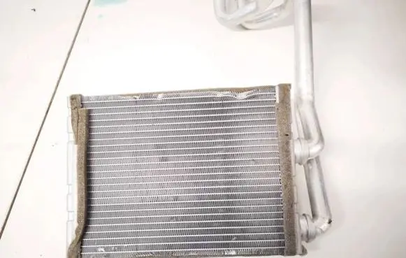 Heater blower radiator