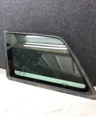 Audi A4 S4 B7 8E 8H Rear side window 