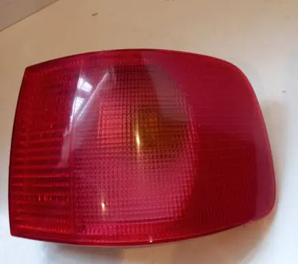 Audi A6 S6 C4 4A Rear/tail lights 138566