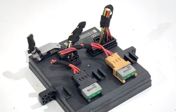 Audi A4 S4 B6 8E 8H Xenon control unit/module 8E0907279C