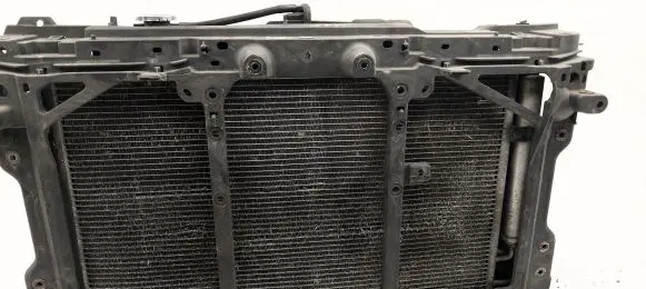 Mazda 3 II Coolant radiator