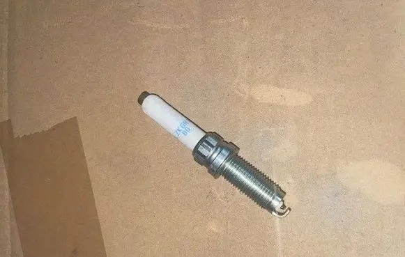 Citroen Berlingo Spark plug ILZKGR7B8G-T
