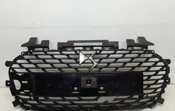Citroen DS3 Front bumper upper radiator grill 9814798777