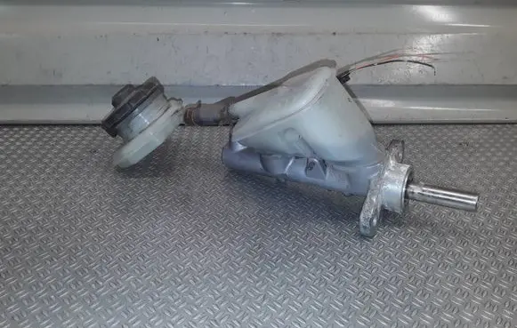 Honda Civic Master brake cylinder