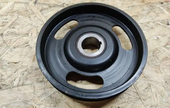 Mercedes-Benz B W246 W242 Crankshaft pulley A2700320004