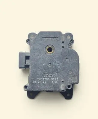 Honda CR-V Air flap motor/actuator 0637008290