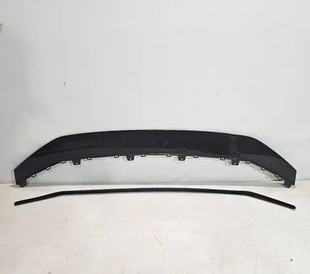 Audi RS6 C8 Front bumper lip 4K8807717B