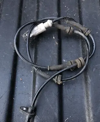 Land Rover Discovery 5 ABS brake wheel speed sensor HPLA2C204BA