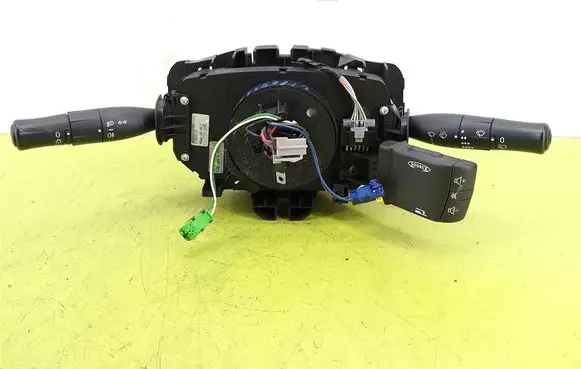 Renault Megane II Indicator stalk 8200213760