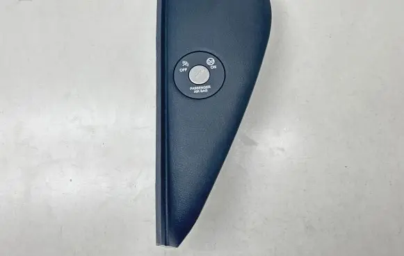 KIA Sportage Dashboard side end trim 84765F1100