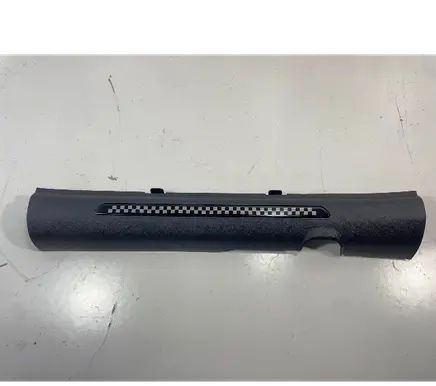 Hyundai Kona II Front sill trim cover 85881hf500 85880hf500nnb 136617