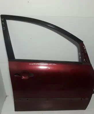 Toyota Avensis Verso Front door