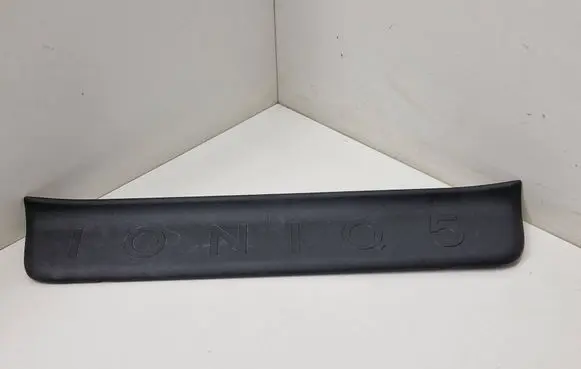 Hyundai Ioniq 5 Rear sill trim cover 85887G1000 AI0295M1